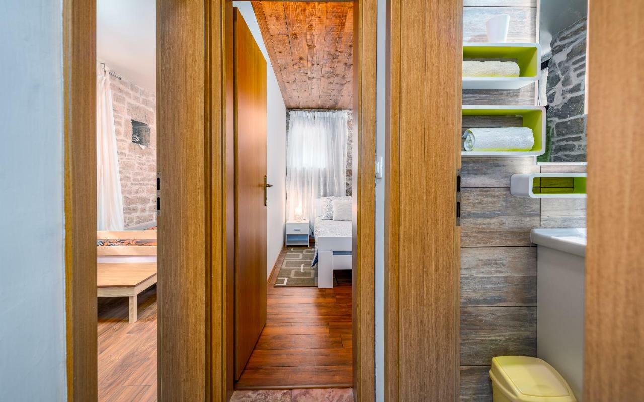 Apartman Sara Tinjan Экстерьер фото